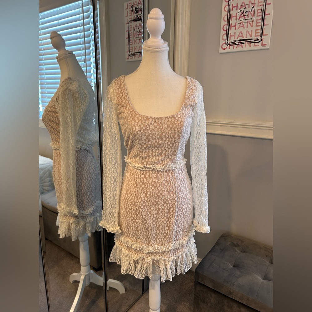 Selfie Leslie Birkin White Lace Dress Size Small New